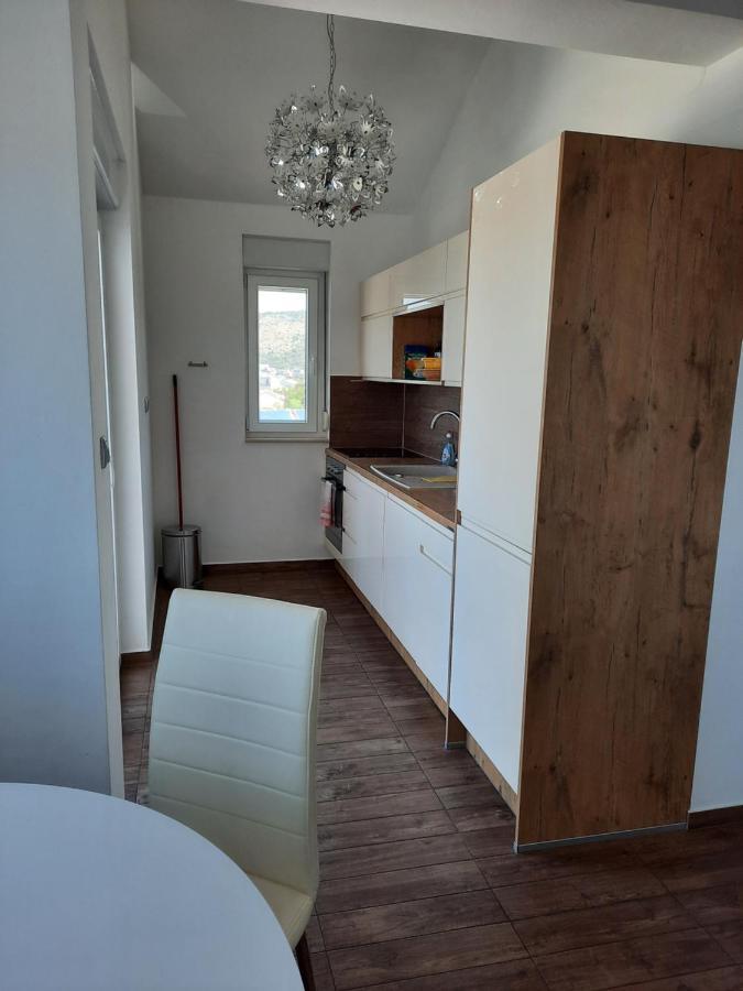 Villa Kata Ražanj Exteriör bild