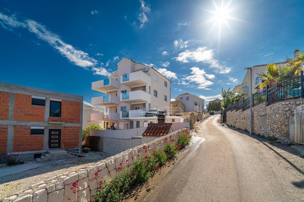 Villa Kata Ražanj Exteriör bild