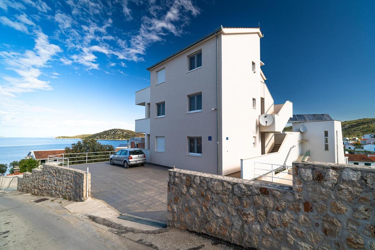 Villa Kata Ražanj Exteriör bild