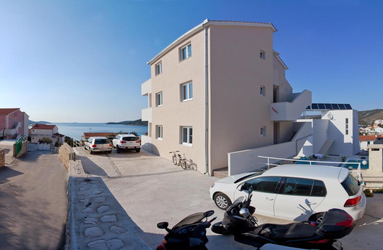 Villa Kata Ražanj Exteriör bild