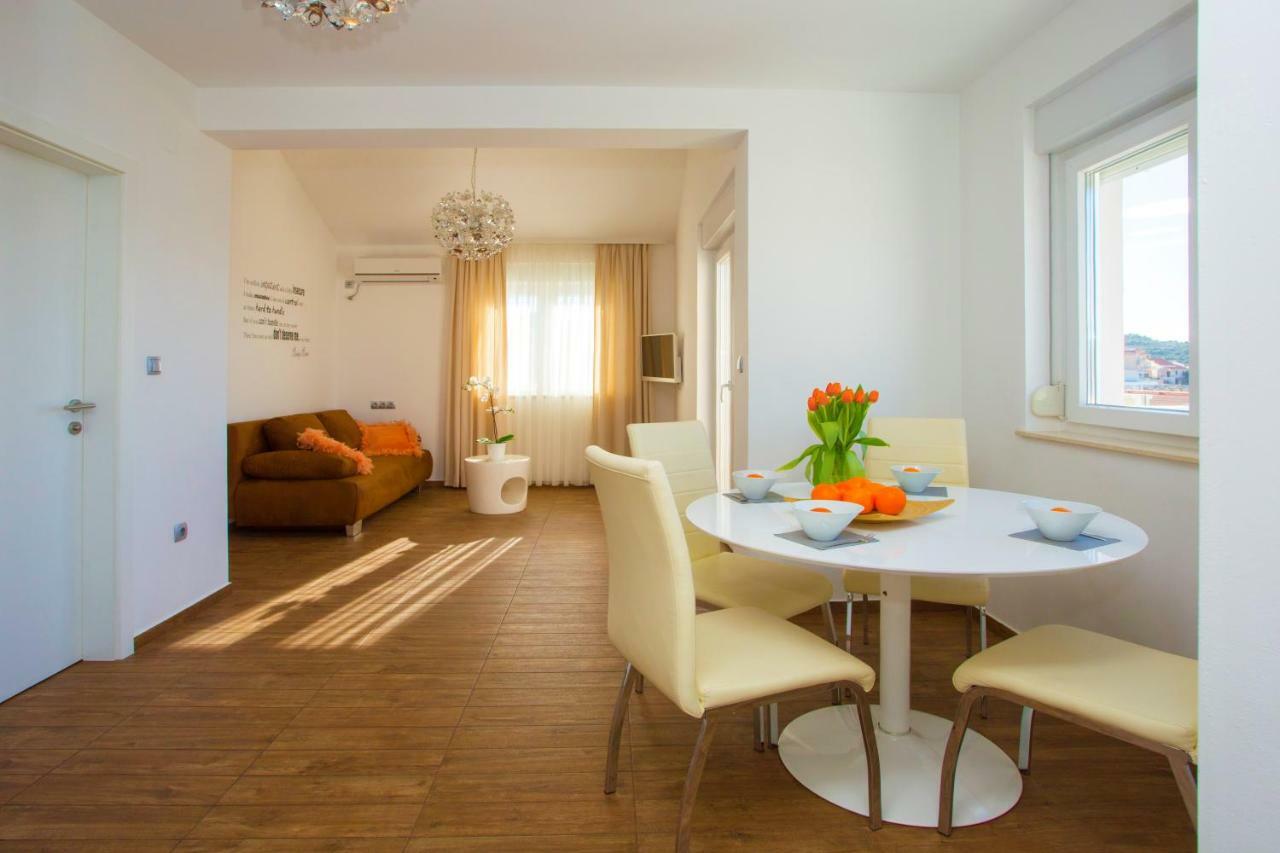 Villa Kata Ražanj Exteriör bild