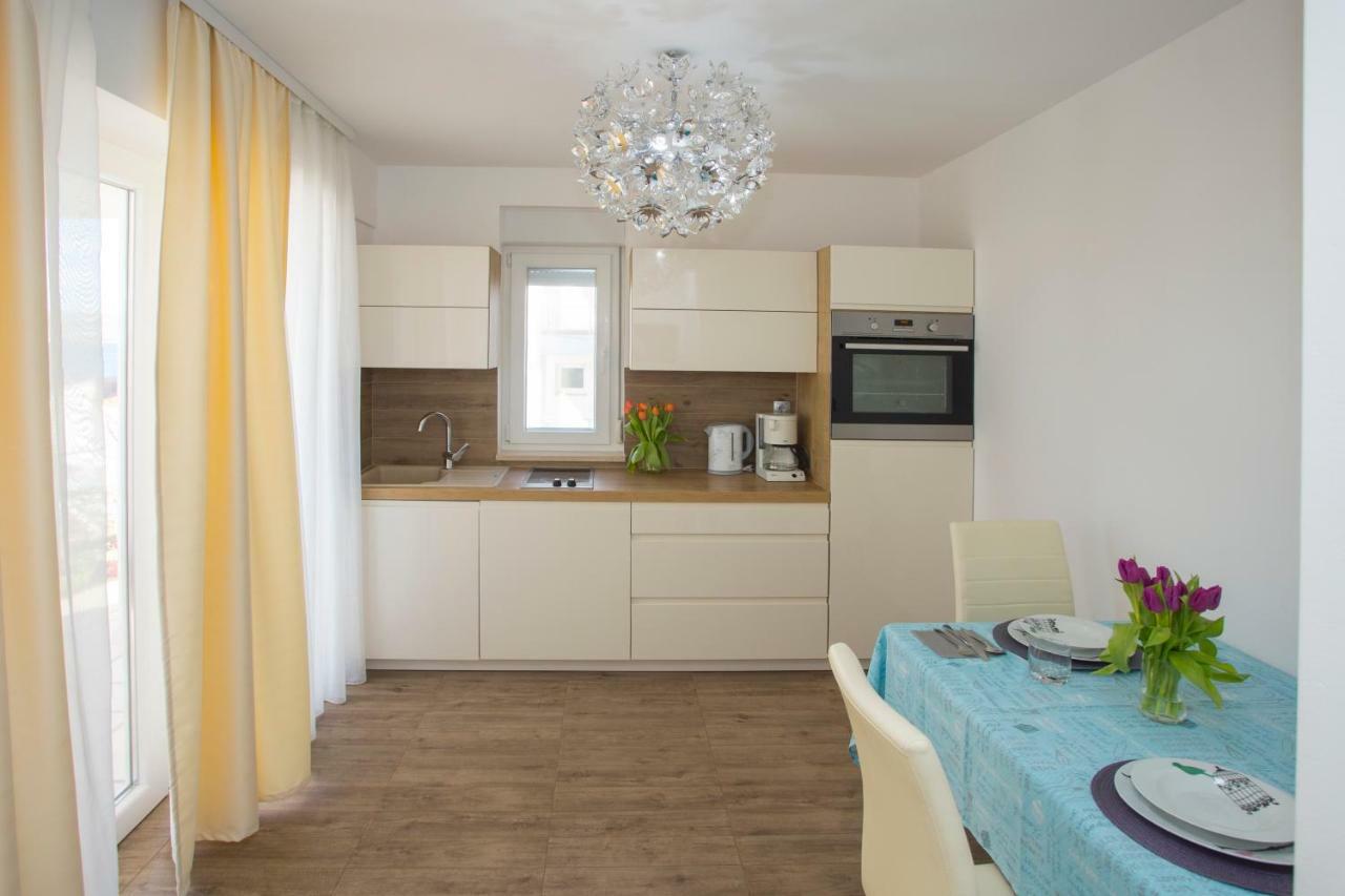 Villa Kata Ražanj Exteriör bild